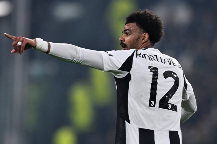 开云体育下载-记者：尤文可能在夏窗尾声阶段补强后防，关注切尔西后卫维加