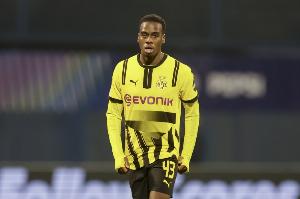 开云体育下载-德媒：吉滕斯在多特更衣室明确表态要离队，阿森纳领跑争夺战