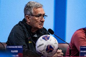 开云体育-苏东：王大雷失误不是落后的根本原因 伊万的首发实在看不出想法