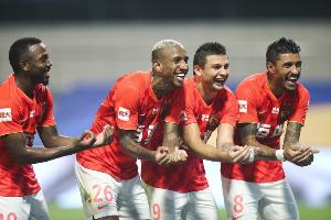 开云体育官网-记者：经纪人设想归化塔利斯卡 但金元时代结束无人接手900万高薪